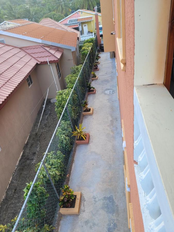 Royal Vybez Vacation Homes Spanish Town ภายนอก รูปภาพ